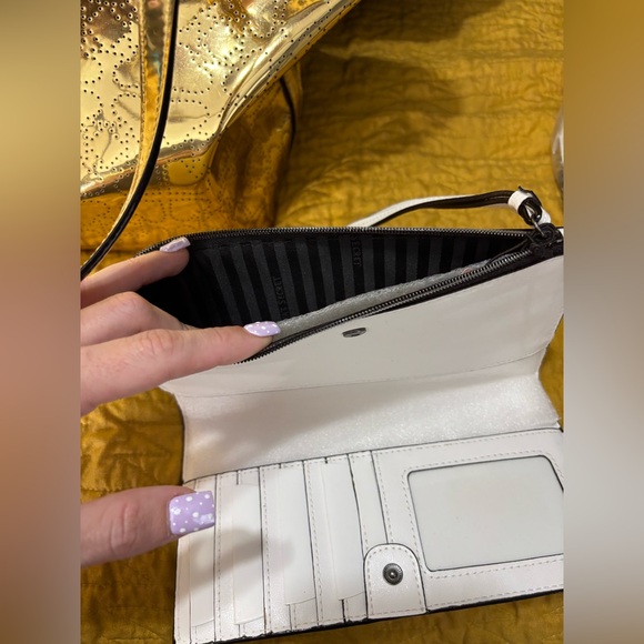 Victoria’s Secret Purse & Matching Wallet ✨ - Picture 7 of 13